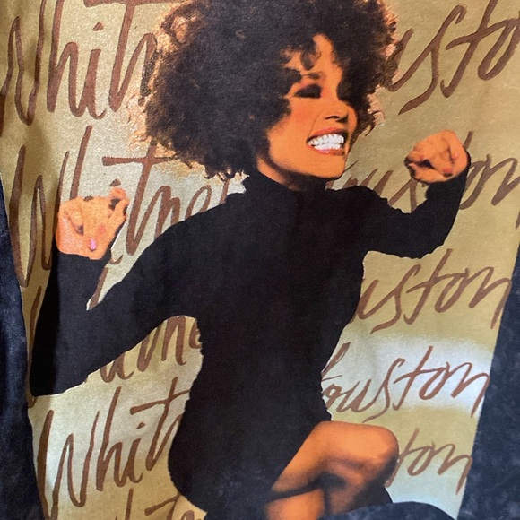 Witney Houston vintage style crop top - Picture 8 of 8